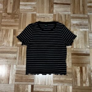 Wild Fable - Stretchy Rib-Knit Black & White Striped Baby Tee - Like New!